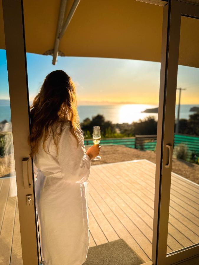 Drift Off Grid Luxury Eco Glamping Hotel Tarakohe Eksteriør billede